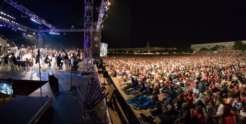 "Un violon sur le sable" concerts de musique classique sur la plage à Royan