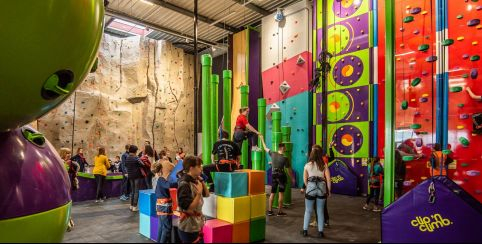 The Peak, parc aventure indoor dès 6 ans à découvrir entre La Rochelle et Rochefort