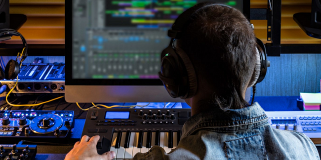Stage création musicale pour les ados de 13 à 17 ans au Carré Amelot, La Rochelle