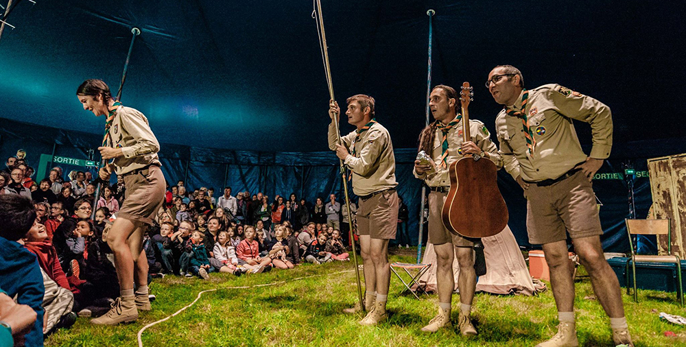 Spectacle "La Patrouille des Castors" au Parc Mysterra à Montendre, dans le cadre des Estivales de Haute Saintonge