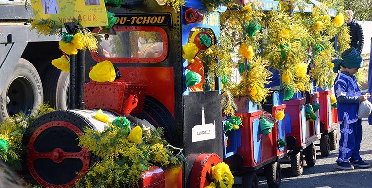 La Fête du Mimosa à St Trojan les Bains, île d'Oléron
