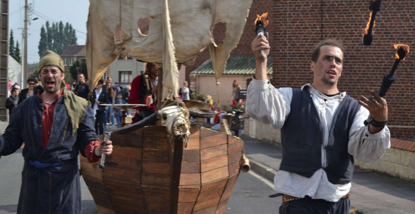 Spectacle déambulatoire de jonglerie pirate "Piratoria", en famille, Estivales de Haute-Saintonge