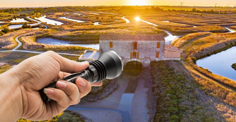 Visite à la lampe torche du Moulin des Loges, à St Just Luzac
