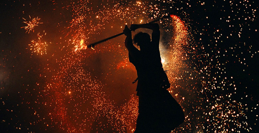 Spectacle de feu et de lumière à Saintes