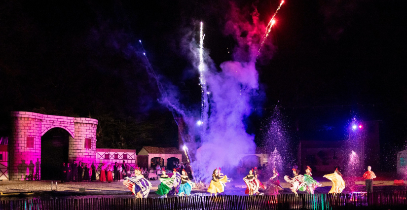 "La Fabuleuse Histoire du Cognac" Spectacle son et lumière à Bourg-Charente près de Cognac