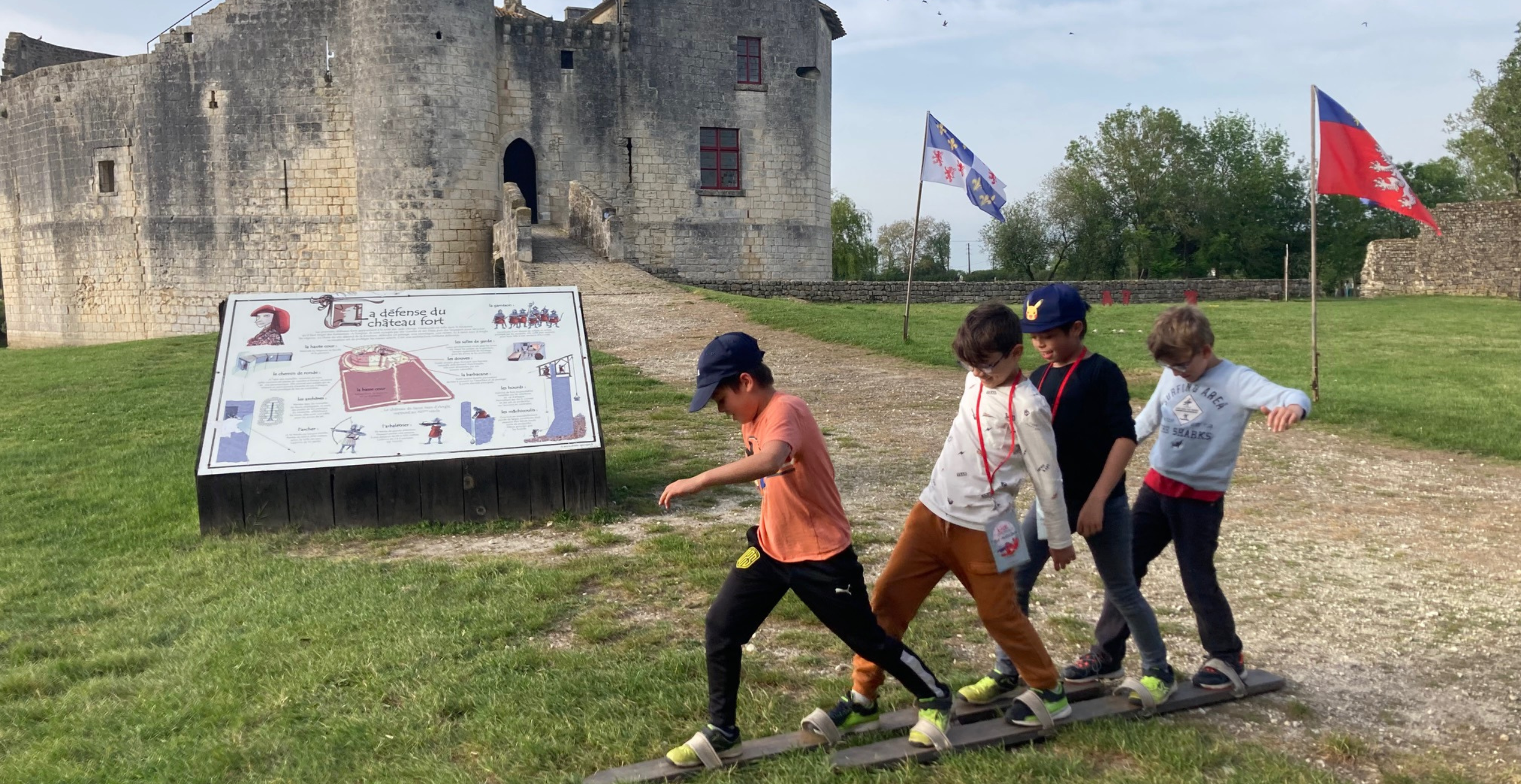 Découvrez le Château-Fort de la Fée Mélusine, à St Jean d'Angle près de Rochefort