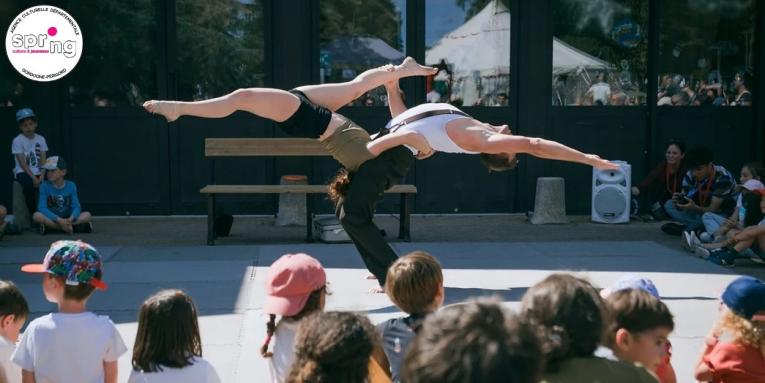 Spectacle de cirque "Ren’Contre-Renc’Art" près de Mortagne-sur-Gironde