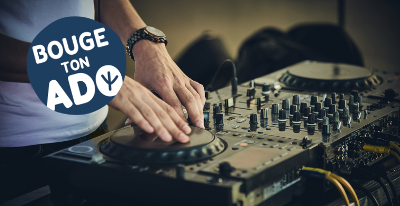 Atelier scratch par DJ Brick pour les ados à la médiathèque Michel Crépeau, La Rochelle